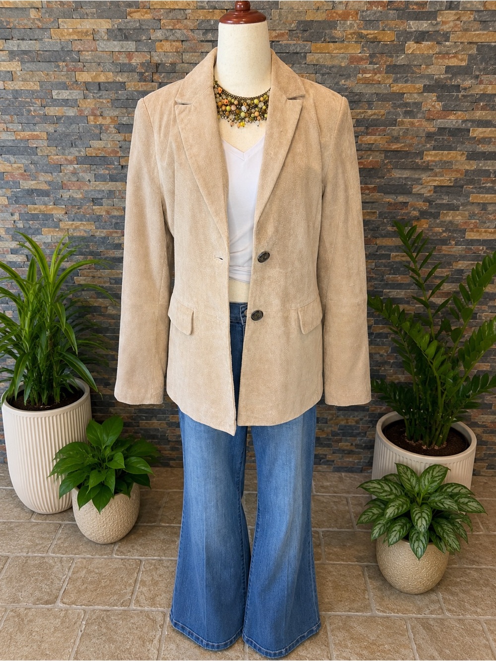 Jaclyn Smith Beige Suede Blazer